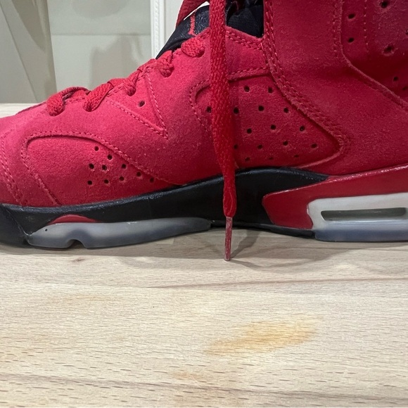 AIR JORDAN 6 RETRO 'TORO BRAVO size 7Y - Picture 8 of 9